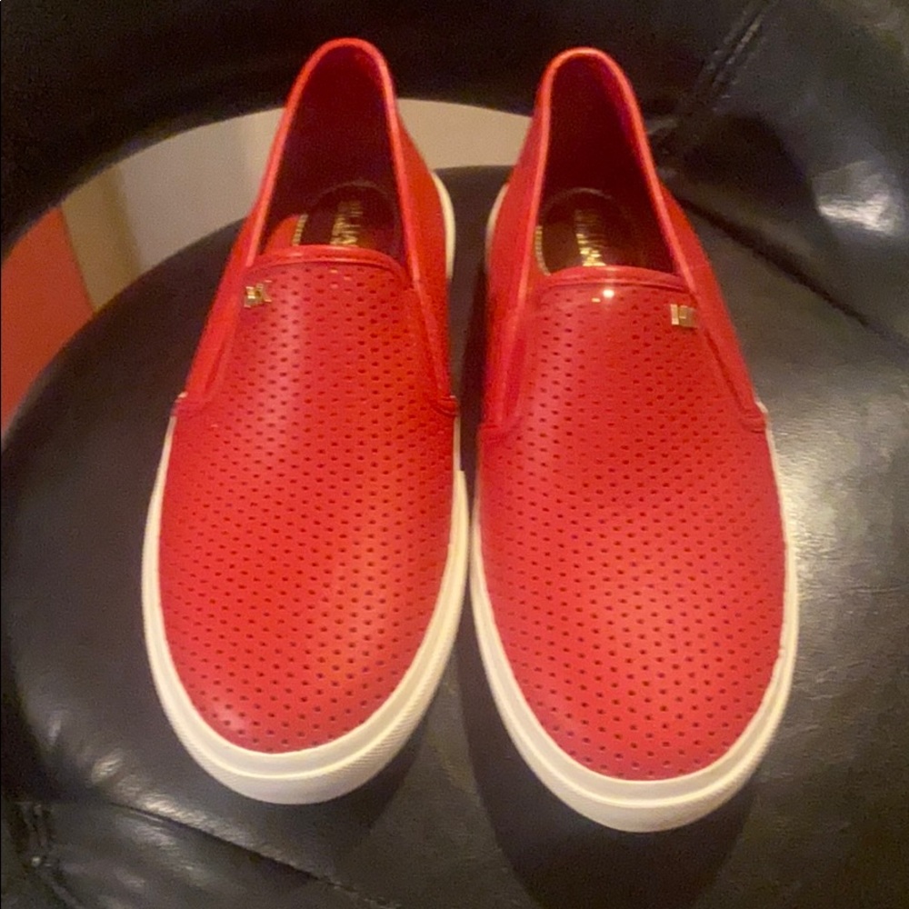 NWT Authentic Michael Kors Red leather sneakers ❤️